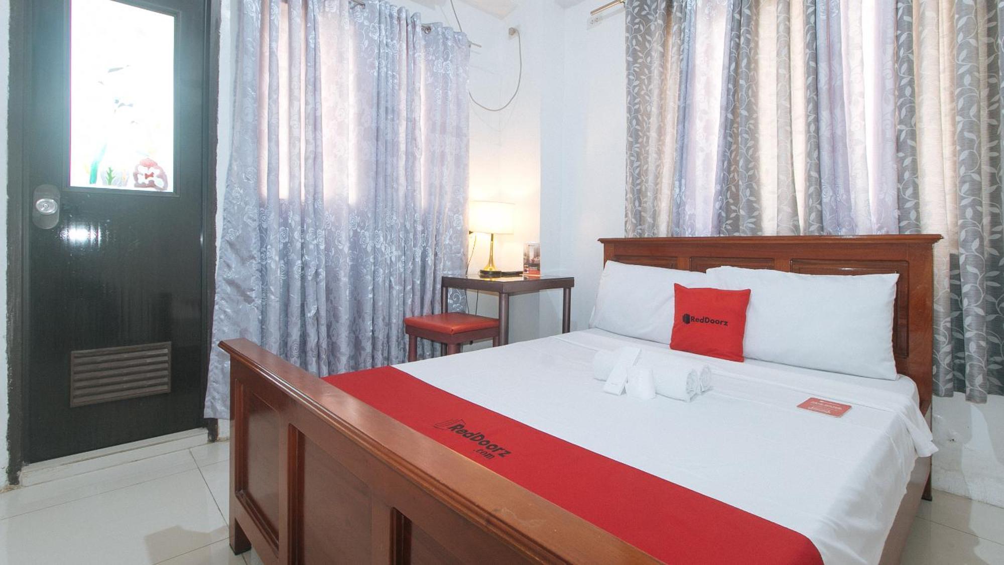 מלון Reddoorz Near Lrt 2 Antipolo Station מראה חיצוני תמונה