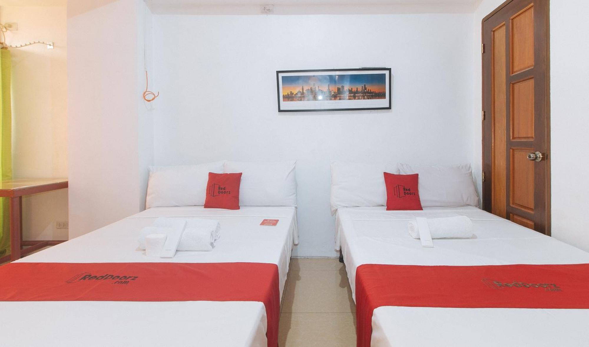 מלון Reddoorz Near Lrt 2 Antipolo Station מראה חיצוני תמונה