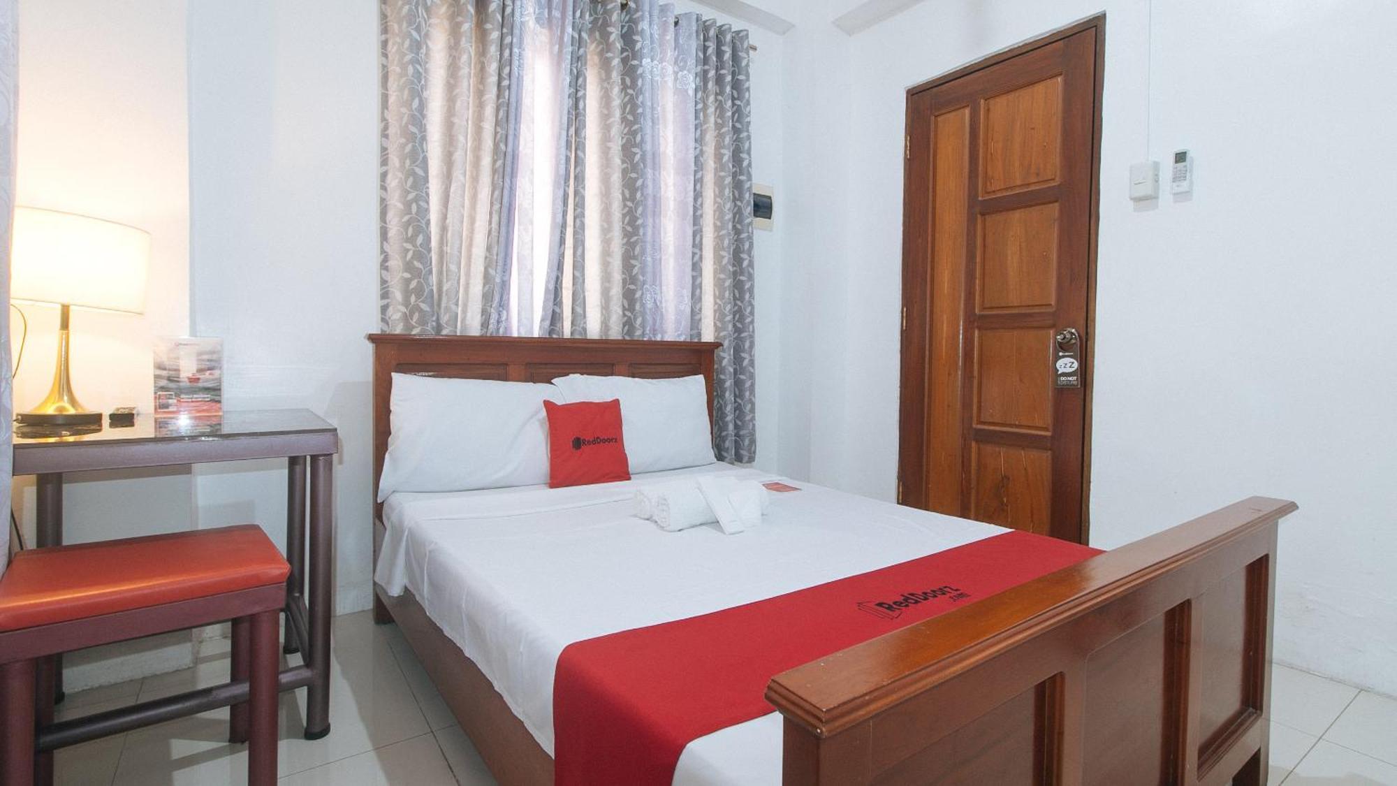 מלון Reddoorz Near Lrt 2 Antipolo Station מראה חיצוני תמונה