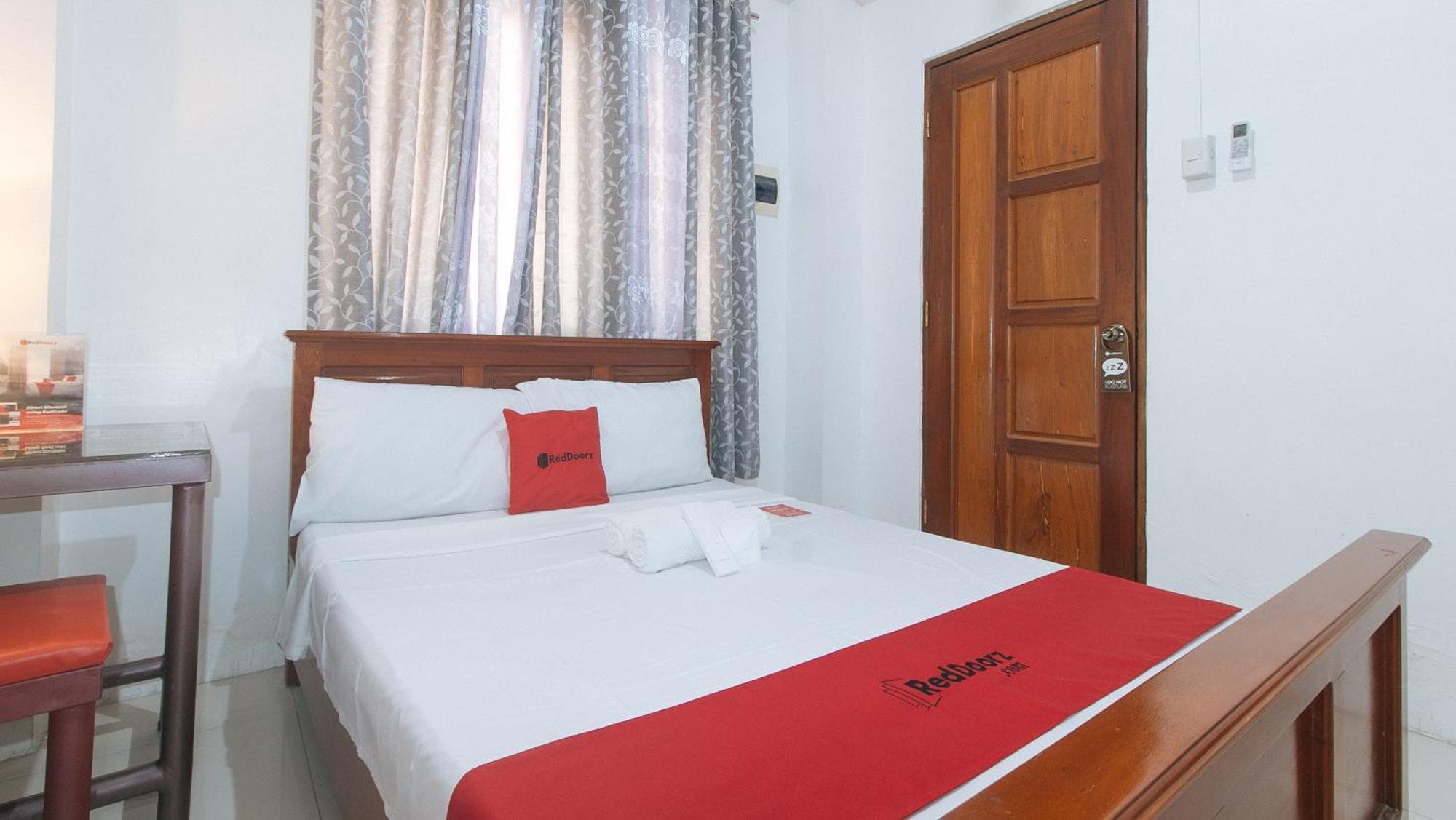 מלון Reddoorz Near Lrt 2 Antipolo Station מראה חיצוני תמונה