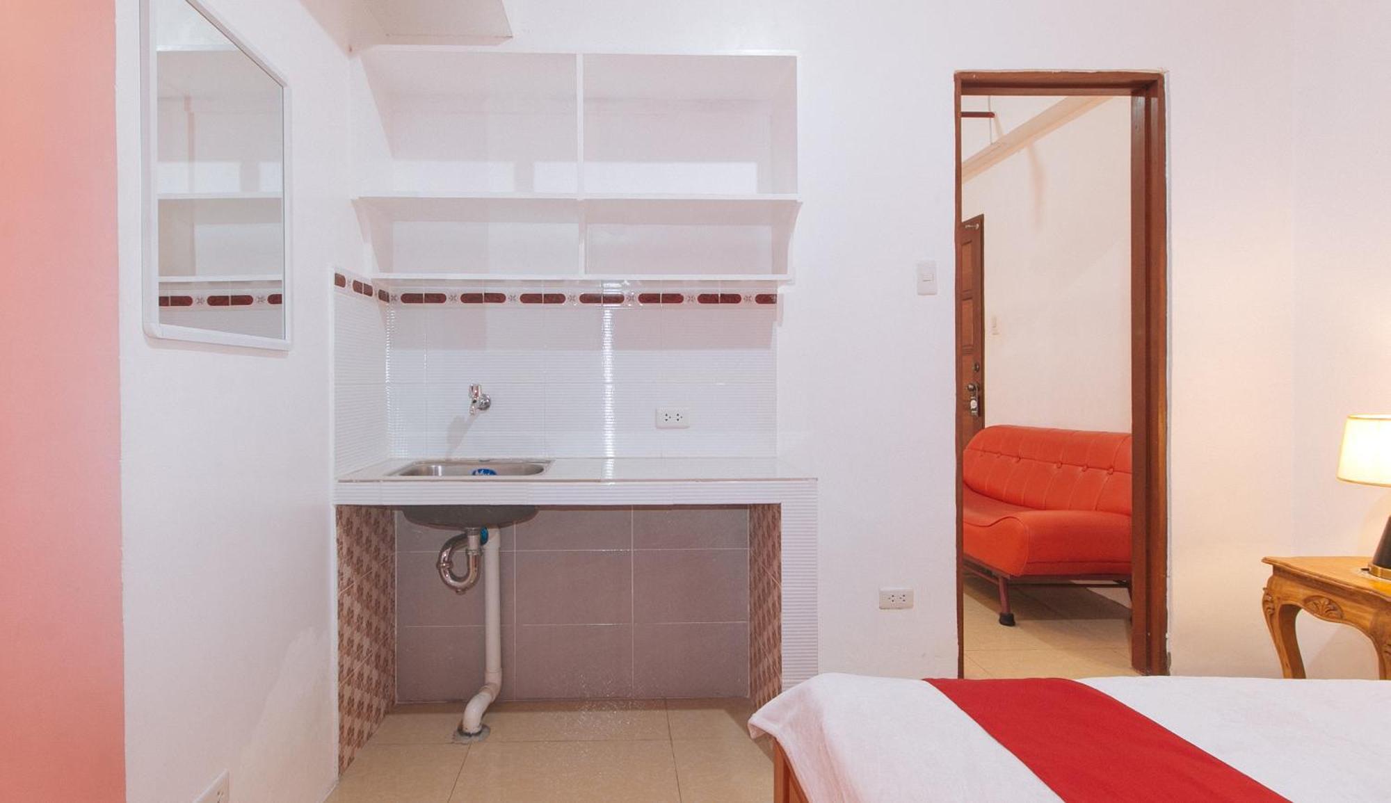 מלון Reddoorz Near Lrt 2 Antipolo Station מראה חיצוני תמונה