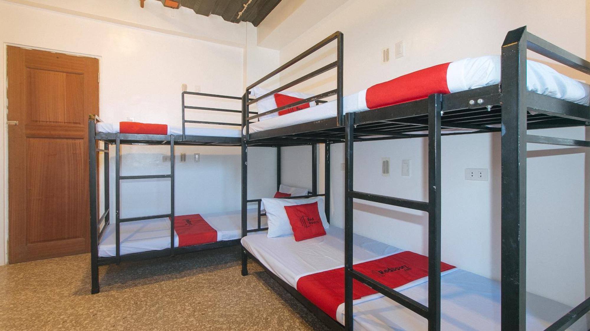 מלון Reddoorz Near Lrt 2 Antipolo Station מראה חיצוני תמונה